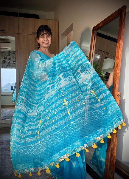 Embroidered pallu & patchwork inside border- kota doria saree