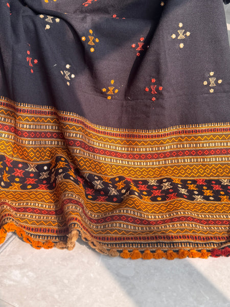 BLACK - KACCHI WOOLEN HANDWOVEN SHAWL - ACRYLIC WOOL