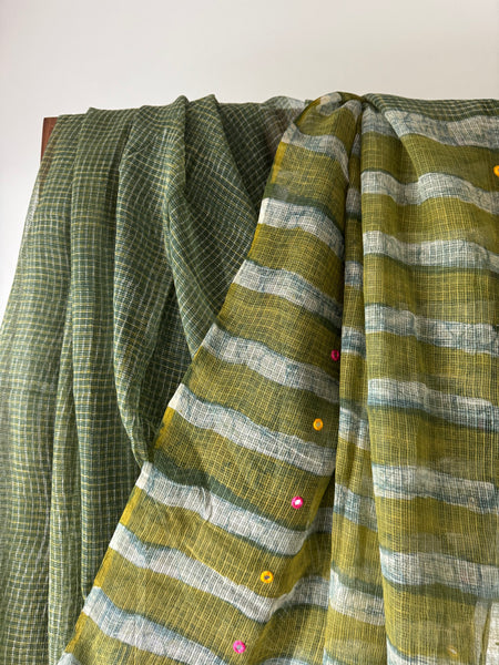 रंगमंच - Embroidered pallu - Green