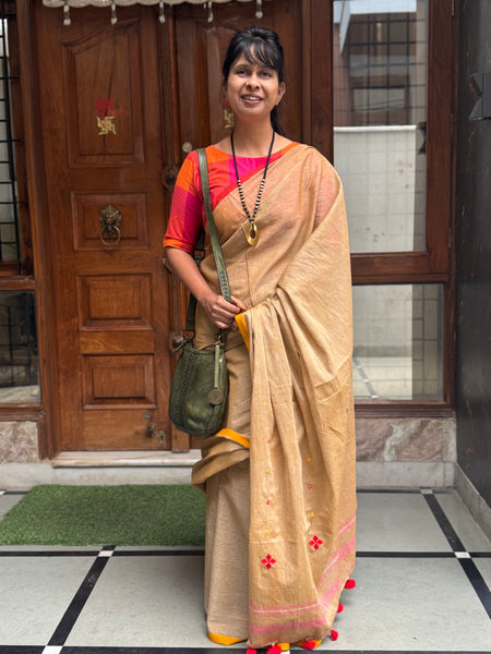 Handloom Pure Cotton Saree With Embroidered Pallu