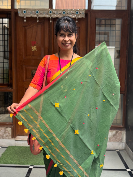 Handloom Pure Cotton Saree With Embroidered Pallu