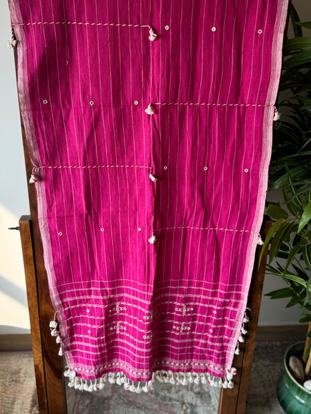 Viraasat - Bhujodi handwoven organic kala cotton stole