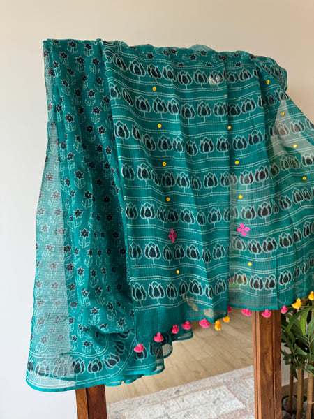 रंगमंच - Embroidered Pallu Kota Saree-  Dark Green