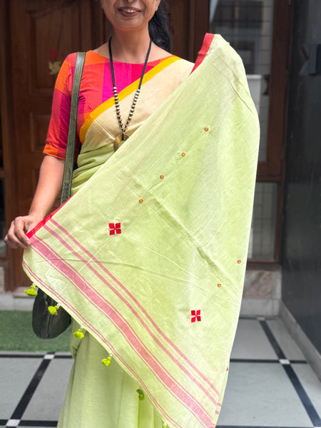 Handloom Pure Cotton Saree With Embroidered Pallu