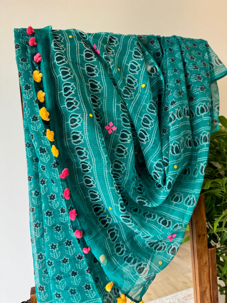 रंगमंच - Embroidered Pallu Kota Saree-  Dark Green