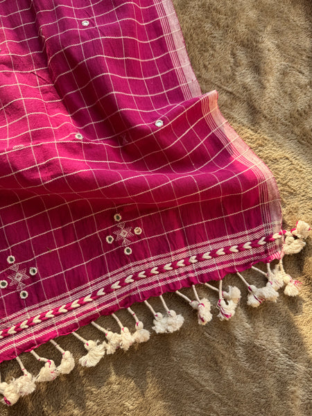 Viraasat - Bhujodi handwoven organic kala cotton stole