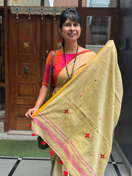 Handloom Pure Cotton Saree With Embroidered Pallu