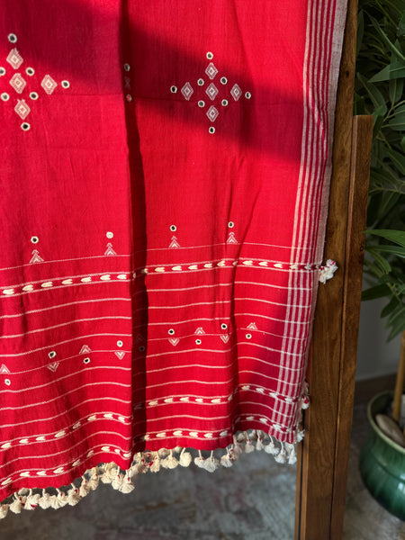 Viraasat - Bhujodi handwoven organic kala cotton stole