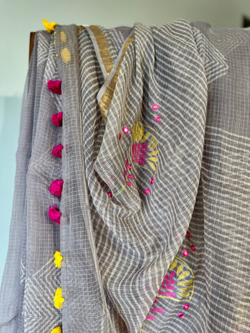 रंगमंच -Embroidered Pallu Kota Saree- Light Grey