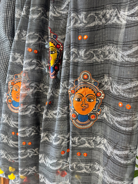 रंगमंच -kalamkari Patchwork Embroidered pallu - Dark Grey