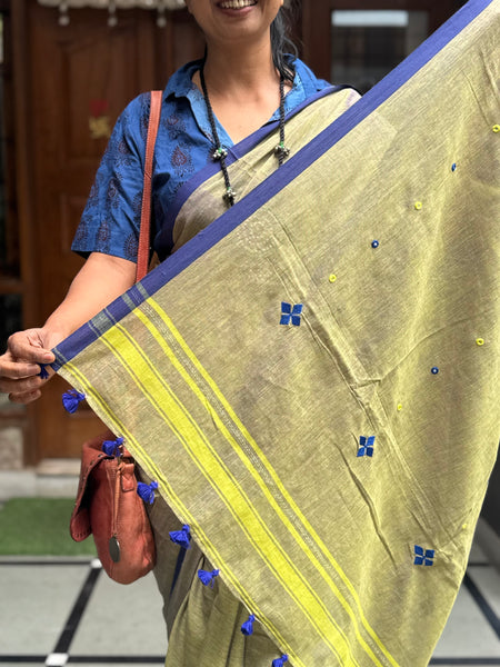 Handloom Pure Cotton Saree With Embroidered Pallu