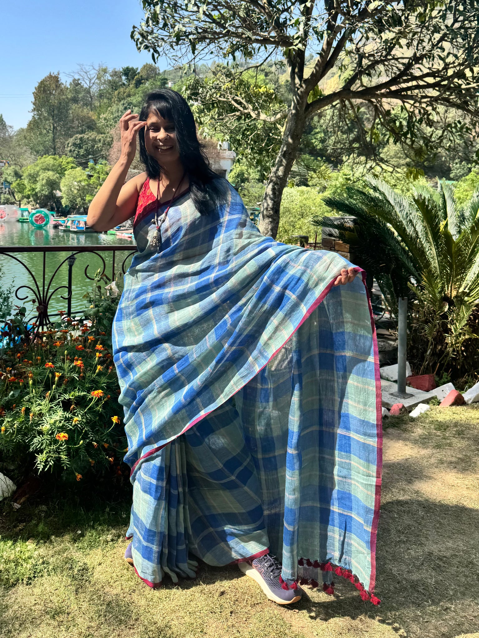 Urban Tana - Handwoven Linen Saree