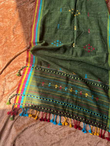 Viraasat - Bhujodi handwoven organic kala cotton stole