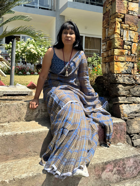 Urban Tana - Handwoven Linen Saree