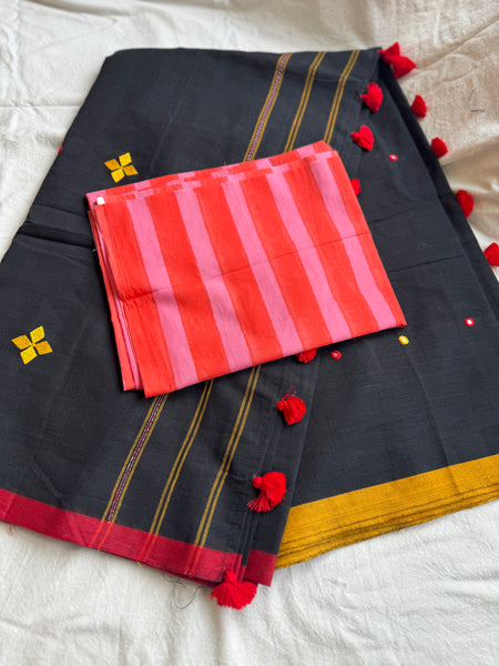 Handloom Pure Cotton Saree With Embroidered Pallu