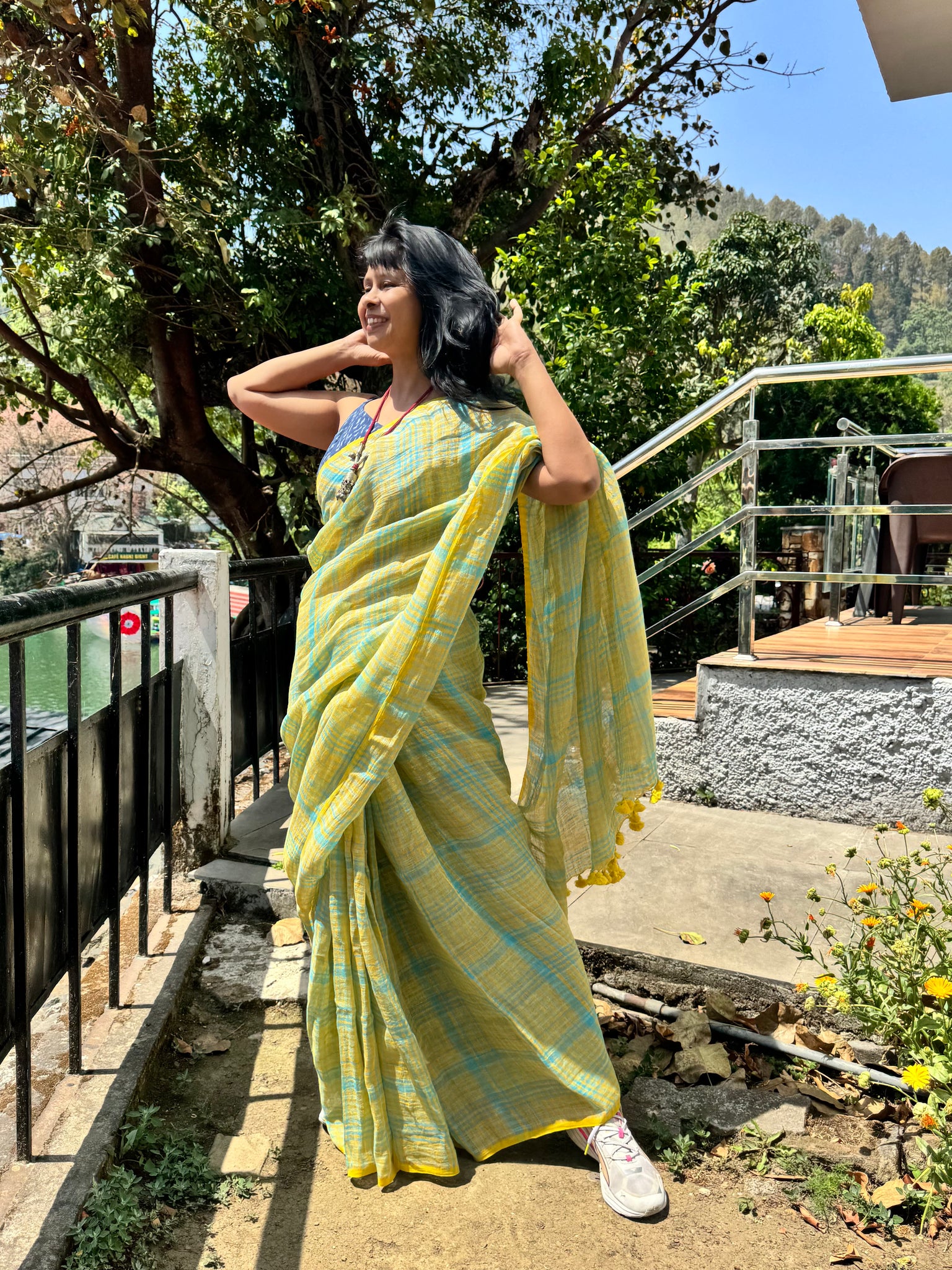 Urban Tana - Handwoven Linen Saree