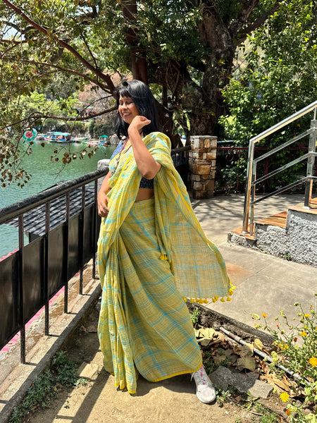 Urban Tana - Handwoven Linen Saree