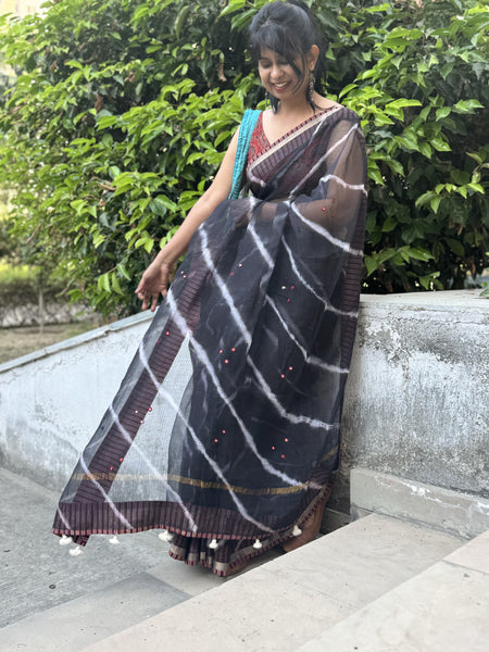 Embroidered pallu & patchwork border- kota doria saree