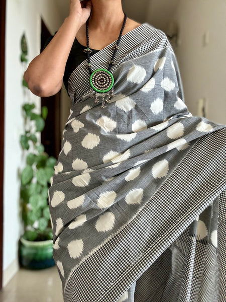 Woven Ikkat Pochampally Cotton saree