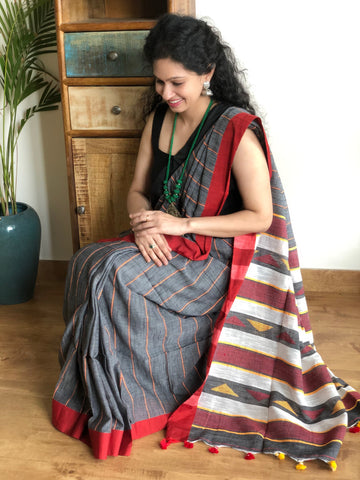 Sadabahaar - Weaving Cotton Saree