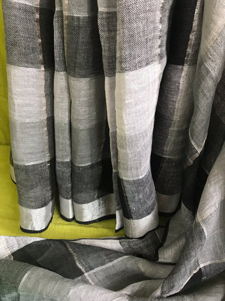 Handwoven linen black & white plaids saree